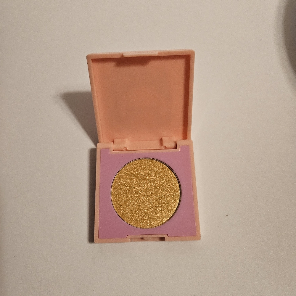 Hipdot highlighter in Golden Hour - Picture 4 of 7